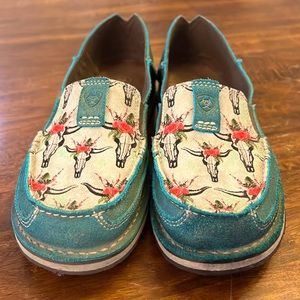 Ariat Cruiser leather shoes cow skulls turquoise size 8 1/2